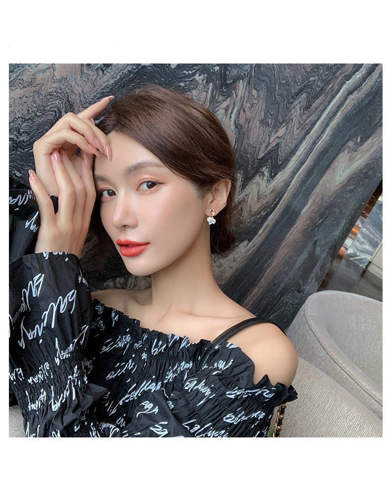 New Love Zircon Earrings Silver Needle Stud