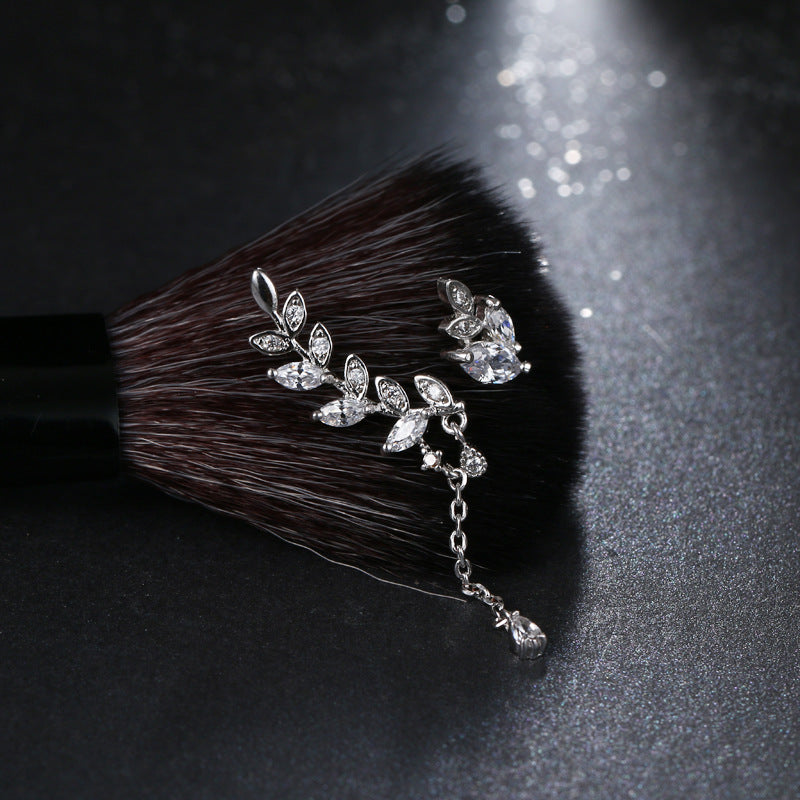 Fashion Spring Equinox Ten Li Zircon Stud Female Simple Graceful Leaf Earrings