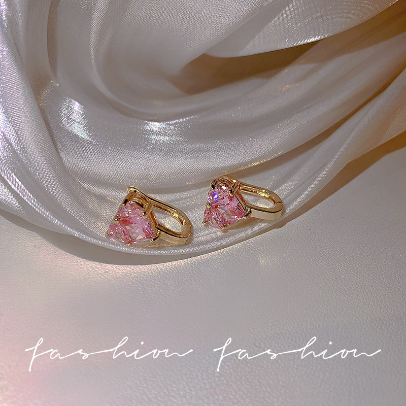 Silver Needle Heart-shaped Zircon Stud Earrings