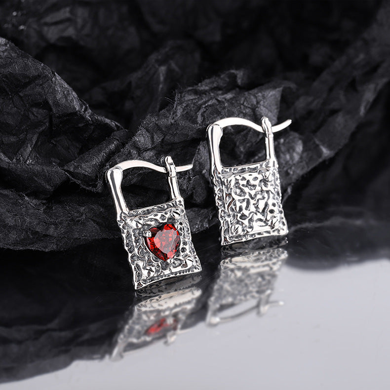 Sterling Silver Earrings Vintage Silver Lock Earrings Inlaid With Heart-shaped Zircon S925 Silver