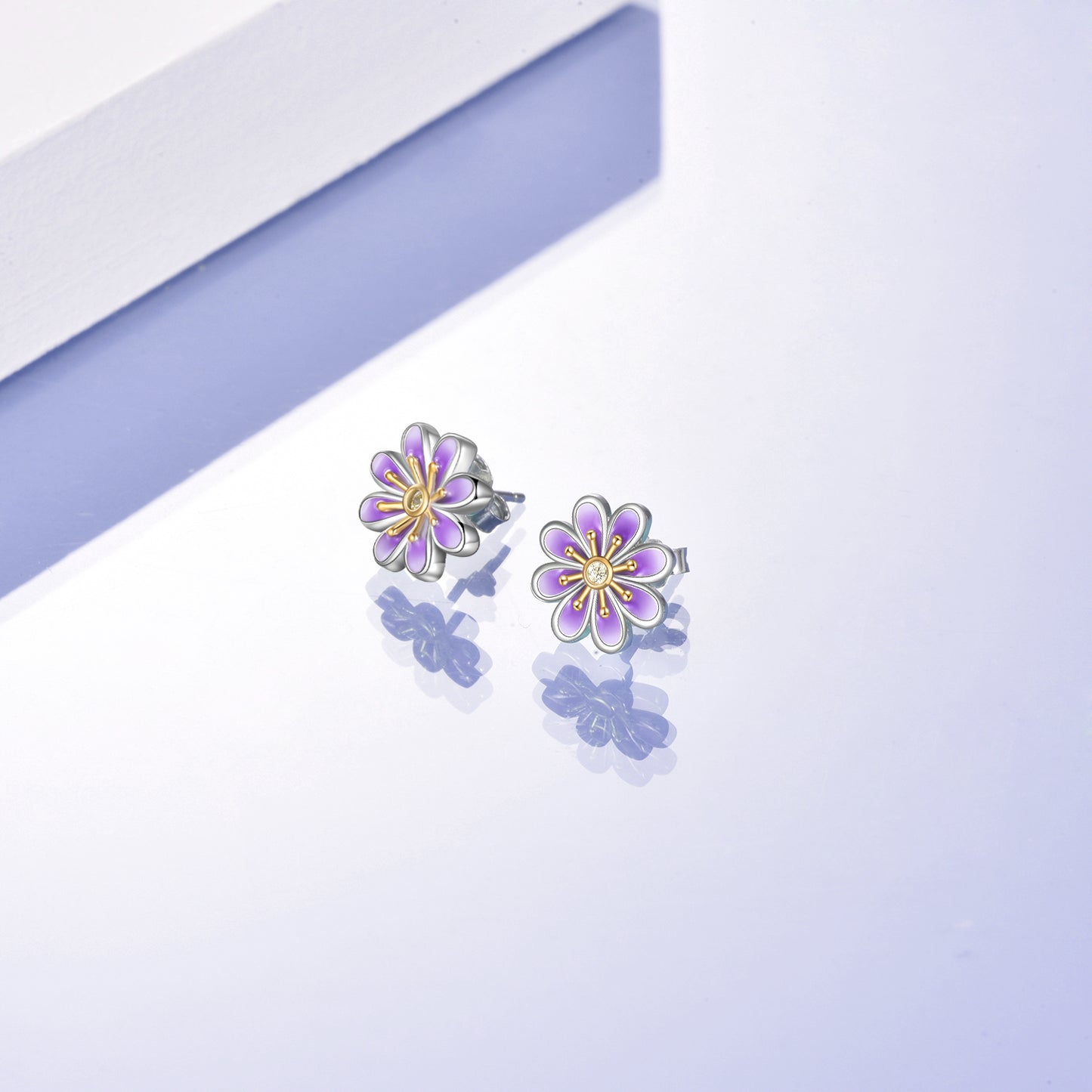 YFN Sterling Silver Small Purple Daisy Flower Stud Earrings (Gift box included)