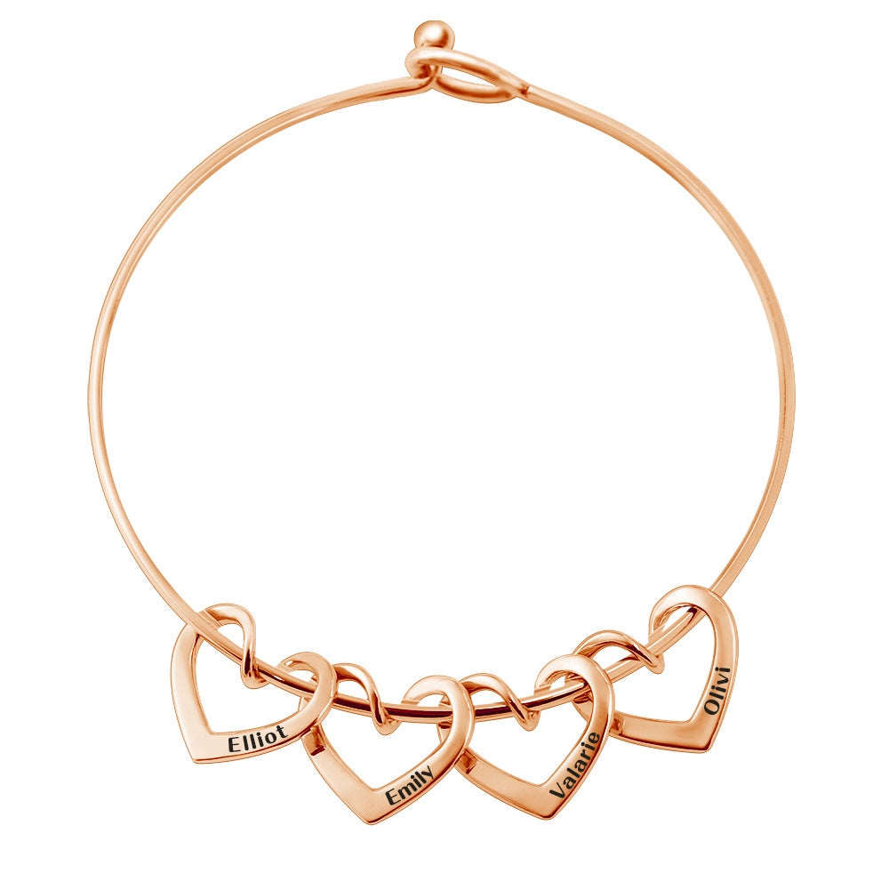 custom bracelet with 4 engraved name heart-shaped rings. rose gold / simple round buckle